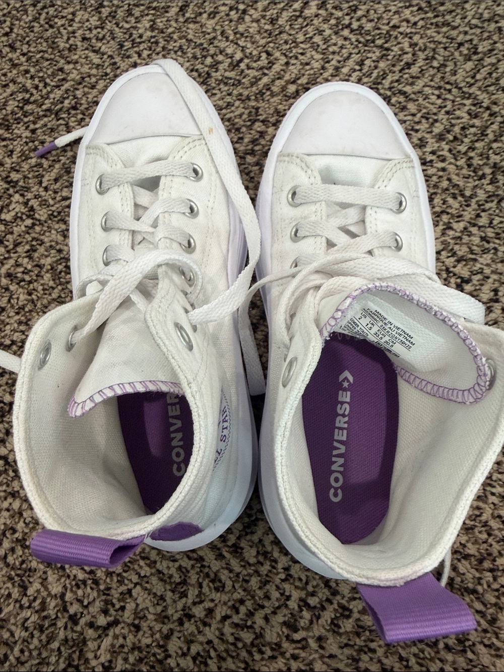 Converse girls White High-Top Sneakers with Purple Pull Tabs - Picture 9 of 9
